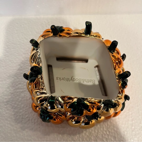 Bath and Body Works Shiny Pumpkin Patch Foam Hand Soap Holder - Picture 7 of 8